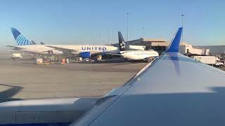 United Airlines Boeing 757300 Takeoff  San Francisco International Airport SFO [upl. by Eekcaj69]