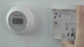 Round Wireless thermostaat aansluiten op ketelmodule R8810  Honeywell Home [upl. by Arihat]