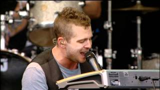 OneRepublic  Say All I Need Live  V Festival 17082008 [upl. by Monagan]