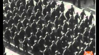 1946 USA 82nd Airborne Division victory paradewmv [upl. by Wally89]