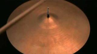 Zildjian Avedis 16quot Crash 1052g VINTAGE [upl. by Crompton]