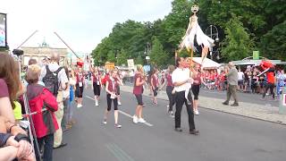 Am Brandenburger Tor Internationales Deutsches Turnfest Berlin 2017 [upl. by Accalia]