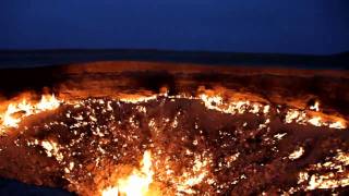 Flaming Gas Crater Night  Turkmenistan Darvaza [upl. by Quintus15]