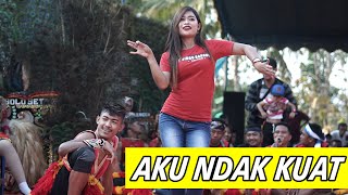 Kentong Tak Tahan Hadapi Edrekan Penonton Cantik Tur Mlenuk Mlenuk [upl. by Siraf]