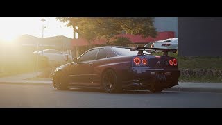 Detailing a Midnight Purple III Fine Spec R34 GTR Vspec 2  4K [upl. by Staci749]