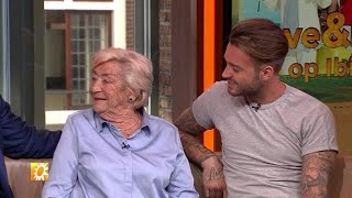 Oma Dien Dave heeft zich keurig gedragen op Ibiz  RTL BOULEVARD [upl. by Lertsek]