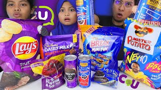 BLUE VS PURPLE FOOD THEMED BATTLE 💙 💜 MUKBANG MALAYSIA quotPIPI Z0L4 borong Jajan CU Martquot [upl. by Fabiolas276]