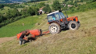 Zetor 6245  Ekstremno baliranje u strani Welger AP 52  Baliranje sijena 2023 [upl. by Akenehs]