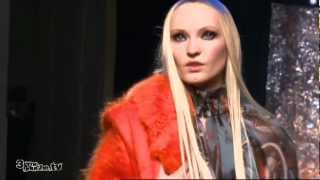 Jean Paul Gaultier  Paris Fashion Week  PAP  Autumn Winter 2012  2013 [upl. by Aneleiram954]