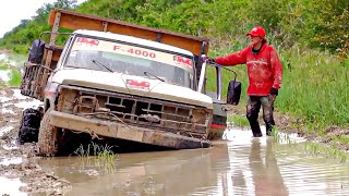 Paraguay the Invincibles of the Chaco  Deadliest Journeys [upl. by Raf920]