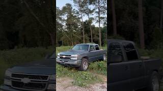 LOWERED GMC DRIVEAMAZING PARKING JOB 4x4 gmc silverado gmt800 [upl. by Ameyn]