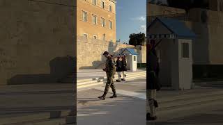 Greece Athens Hellenic parliament Changing of the guards Ελλάδα Βουλή Αλλαγή φρουράς🇬🇷 [upl. by Ralaigh]