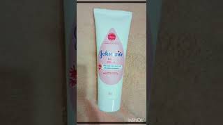 Best baby cream for this summer I have chosen Johnsons baby cream made with only baby safe formula [upl. by Domph125]