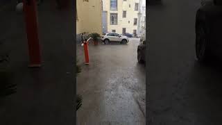 Bomba dacqua su Napoli [upl. by Fanya]