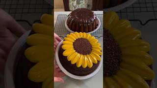 Chocolate Cake  Sunflower Cake  How to decorate Chocolate cake delicious yummyfood chocolate [upl. by Ellennod]