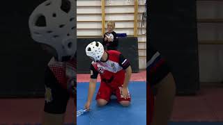 Я доверяю своему ученику 🤣🤣🤣 бои karate бег каратэ спорт sports mma киокушинкайкаратэ [upl. by Ann]