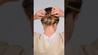 EASIEST LOW MESSY BUN [upl. by Bleier]