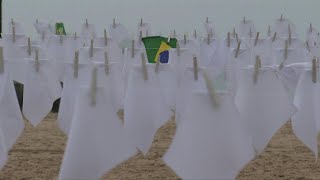 Brasil alcança 70000 mortes por covid  AFP [upl. by Rafe855]