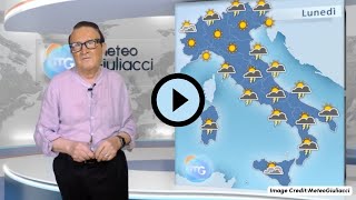 Previsioni meteo per lunedì 22 luglio Molti temporali anche al Centro e al Sud [upl. by Remo]