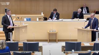 Damberg S synar Sverigedemokraterna om höjd funkisskatt [upl. by Bilak455]