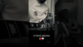 bjezi kiso s prozora crvena jabuka [upl. by Onihc]