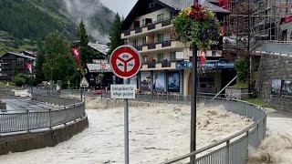 Unwetter in der Schweiz Zermatt von Außenwelt abgeschnitten [upl. by Etnomed]