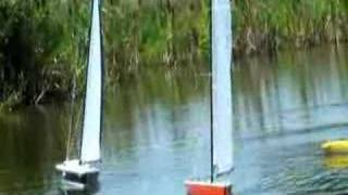 RC sailing Saphir SeaCret CR914 [upl. by Jablon]