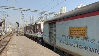 Mumbai to Ahmedabad Train Journey by 12933 Karnavati Express  Journey Review High Speed Crossings [upl. by Nibaj963]