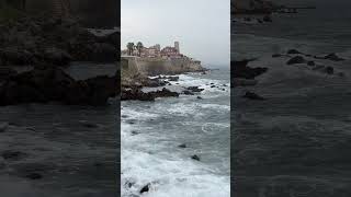 Grosses vagues au pied des fortifications de la vieille ville d’Antibes [upl. by Aseram]