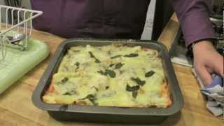 RICETTE DA SBALLO LASAGNA ALLE ZUCCHINE CON BESCIAMELLA SUGO FUNGHI PROSCIUTTO E PROVOLA [upl. by Carola]