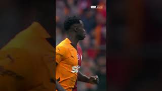 👀 Abdülkerim Bardakcı ve Davinson Sanchezden arka arkaya röveşatalar shorts galatasaray [upl. by Lucais767]