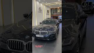 Mercedes E300 AMG 2022 vs BMW 530i Msport 2021 cùng khuôn tiền 24 tỷ  AE chọn chiếc nào [upl. by Ikcim901]