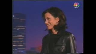 Courteney Cox come and kiss Matthew Perry [upl. by Asiat]