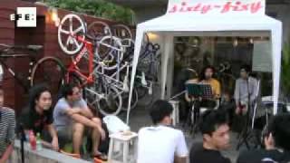 Bicicletas de piñón fijo desafían la jungla de asfalto en Bangkok [upl. by Winograd]