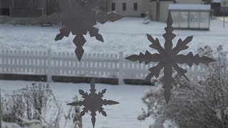 Einfache Schneeflocke aus Papier leicht mit Kindern zu basteln als Fensterdeko [upl. by Douville306]