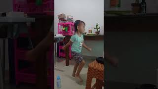 Sabtu 5 Okt 2024  Adelise dancing  she is exercising ceunah wkwk 👧 [upl. by Fridell]