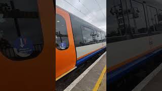 Class 710 Leaving Harringay Green Lanes train trainspotting class710 harringay london railway [upl. by Lokcin]