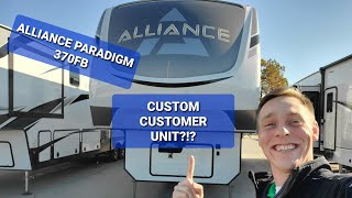 The ALLIANCE PARADIGM 370FB is the PERFECT 5th WHEEL Haze at Floyds RV [upl. by Cally]