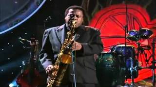 Carlos Santana And Wayne Shorter  Apache Live  Supernatural Tour 2003 [upl. by Animehliw141]