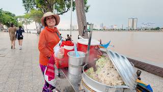 Evening at Phnom Penh Riverside as Locals Return from Hometowns [upl. by Imelda903]