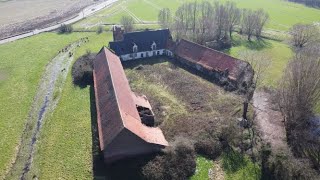 URBEX On Explore Une Ferme Abandonnée Complétement DECAY [upl. by Attiuqram]