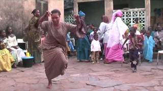 Danse africaine du Mali par Mariamni [upl. by Ahseiyt944]