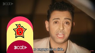 Xavi Hernández canta quotAcrósticoquot de Shakira  Polònia [upl. by Norbie]