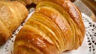 CROISSANT 🥐 SFOGLIATI LEGGERI e quotSemplificatiquot  TUTTI A TAVOLA [upl. by Ratcliffe757]