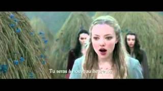 Le chaperon rouge  Bande annonce [upl. by Lyall683]