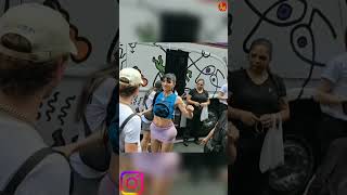 Cazzu Alborota Al Publico Al Salir Con Esponjas ¿Indirecta Hacia Angela Aguilar [upl. by Edgar]