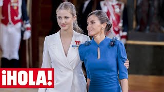 El espontáneo y cariñoso abrazo de la princesa Leonor a su madre la reina Letizia [upl. by Veriee]