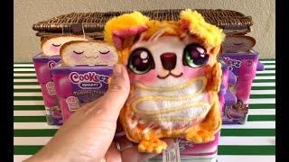 Unboxing WAVE 2 of Cookeez Makery Toasty Treatz Season 1 [upl. by Ardnaskela]