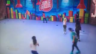 Ambar y delfi patinando soy luna segunda temporada [upl. by Rexanne]