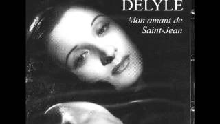 Lucienne Delyle  Mon Amant de SaintJean 1942 [upl. by Gratianna763]